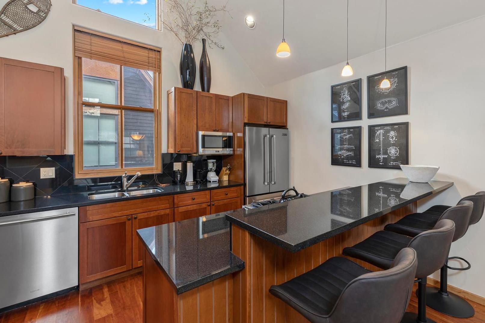 3Br 3 1 2Ba Center Of Everything New Listing On Our New Home Telluride Luaran gambar