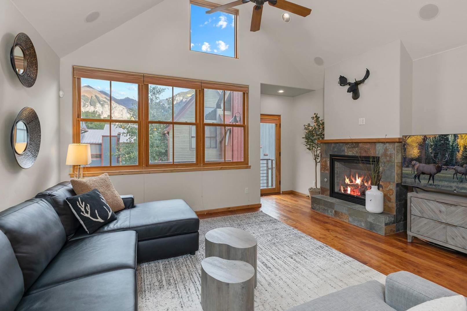 3Br 3 1 2Ba Center Of Everything New Listing On Our New Home Telluride Luaran gambar